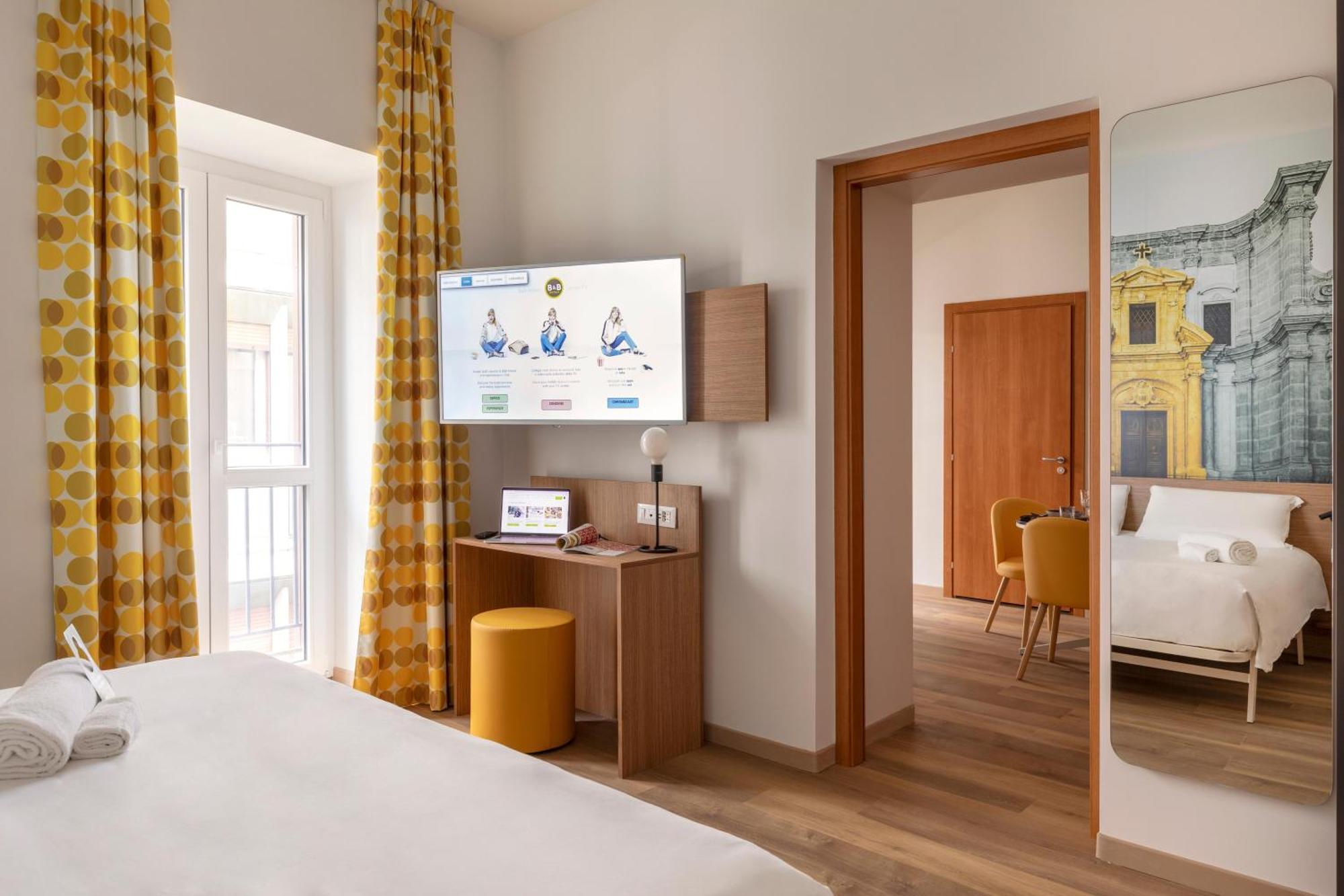 Quattro Canti Hotel